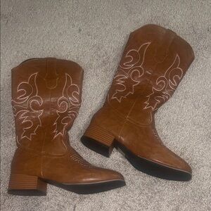 Brown Western-Style Women's Boots